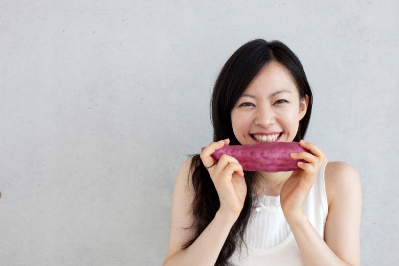 Mơ thấy khoai lang là điềm gì? Giải mã chiêm bao chuẩn xác 8 Mơ thấy ăn khoai lang